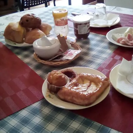 Ai Tre Leoni Bed & Breakfast Lake Como