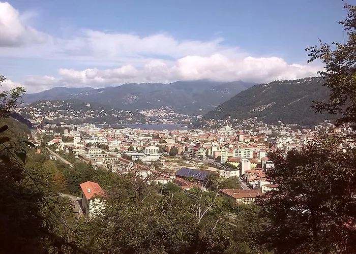 Ai Tre Leoni Bed & Breakfast Lake Como