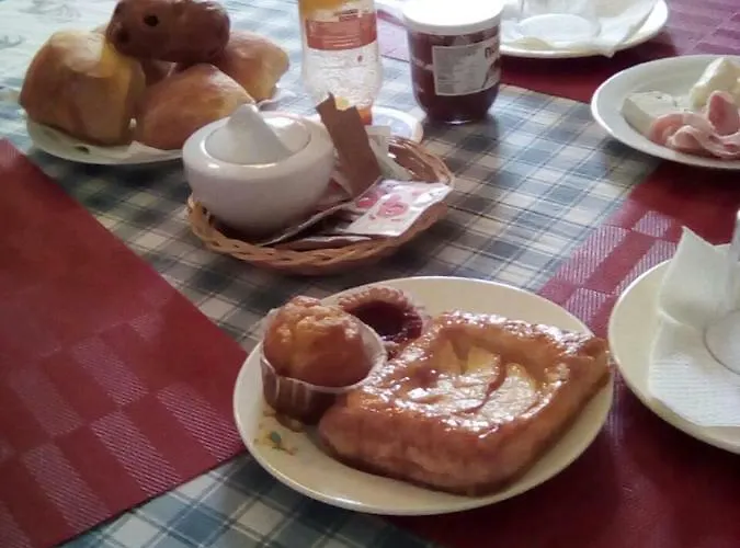 Ai Tre Leoni Bed & Breakfast Lake Como